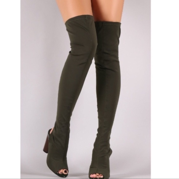 Shoes - Picture 2 of 5